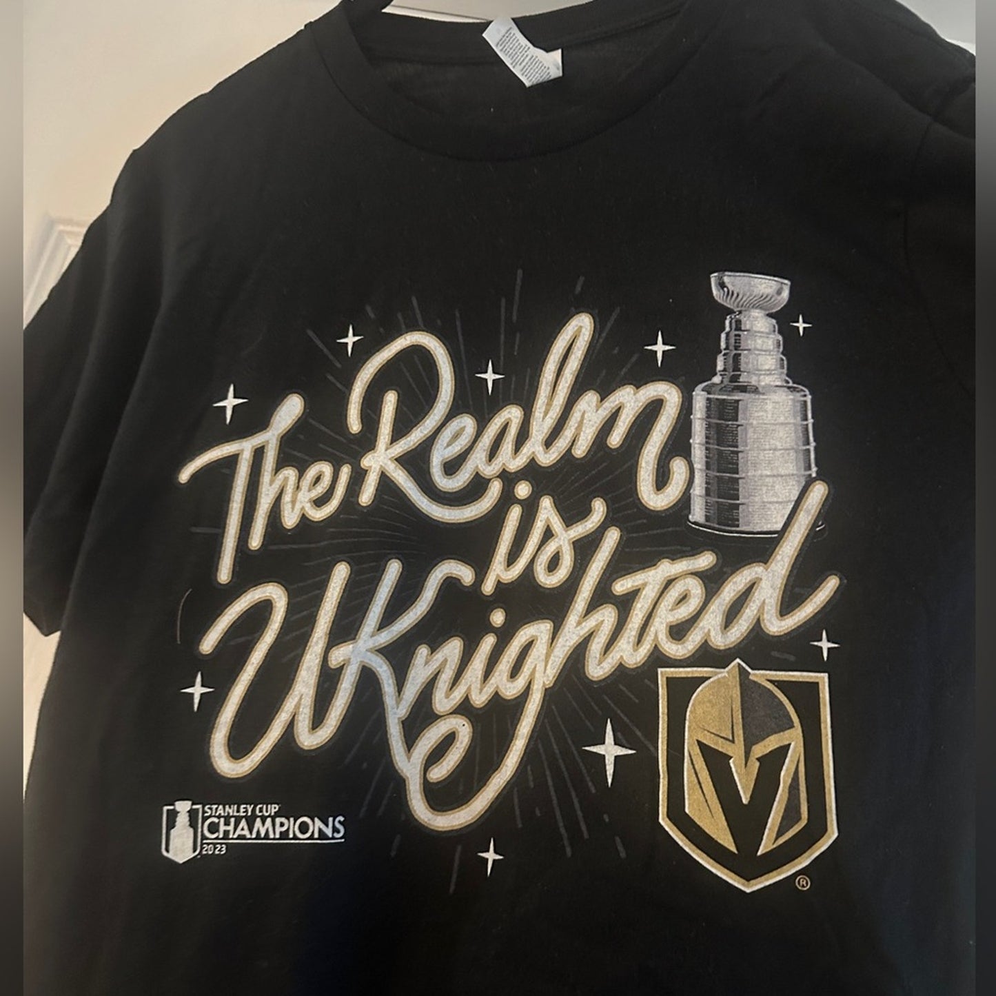 Unisex the Las Vegas Golden Knights, 2023 champion graphic T size medium