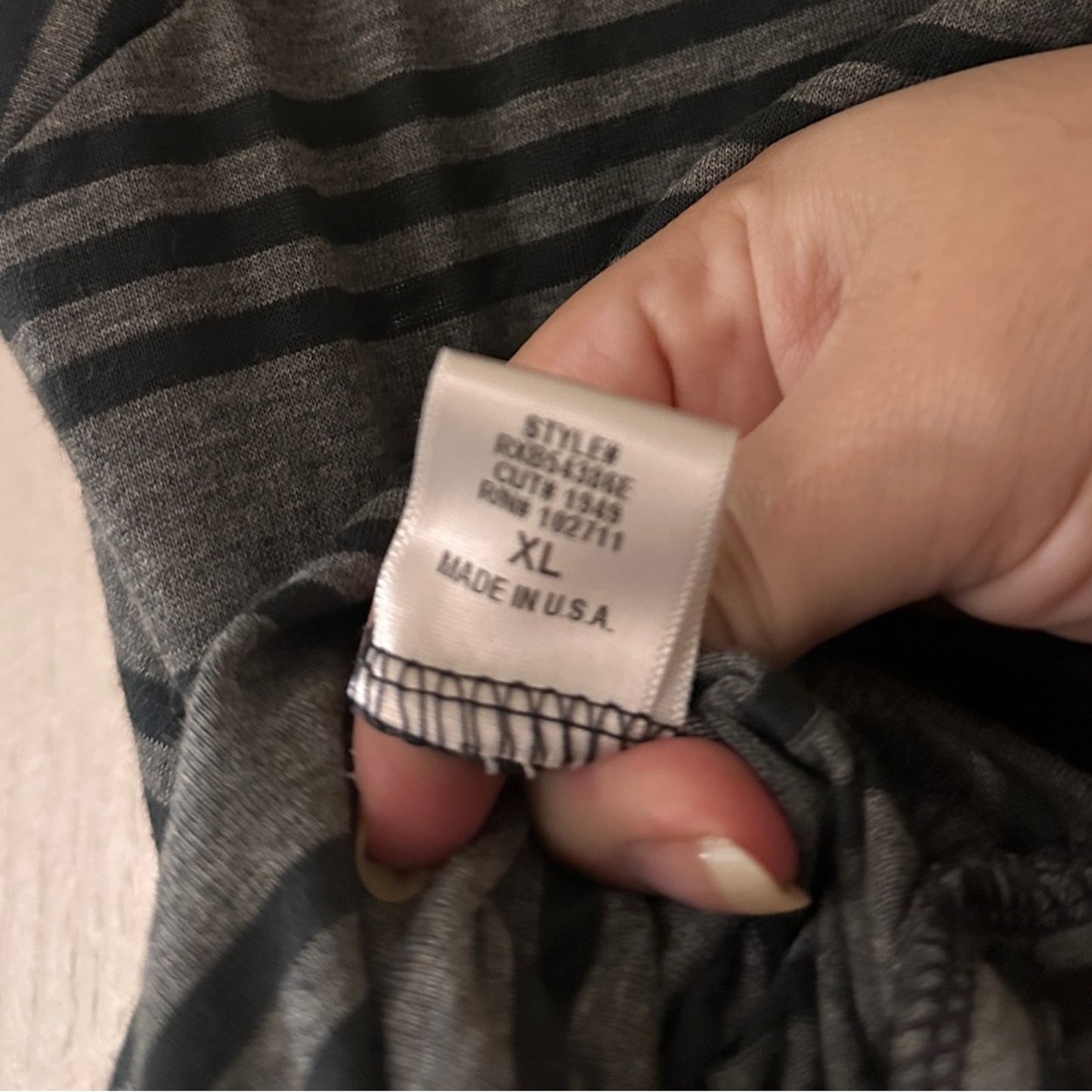🍷Olivia noon great and black striped light weight poncho size XL