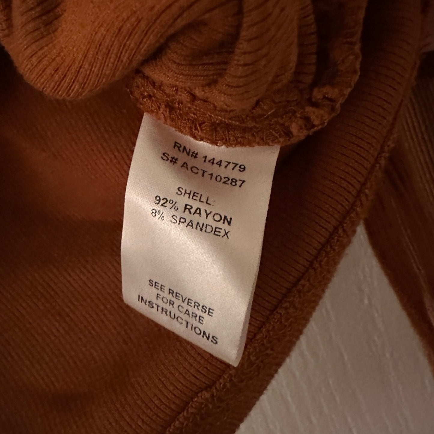 Acoa brown ribbed know long sleeve shirt size small