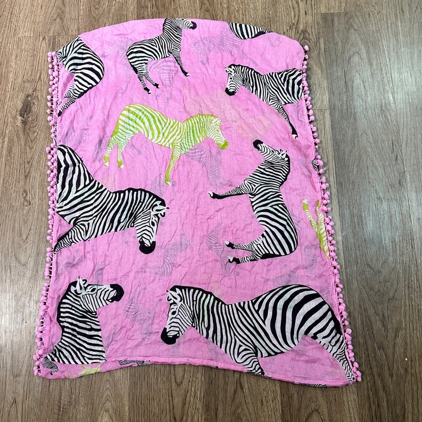 🍷Lulla collection by Bindia pink zebra printed infinity circle scarf