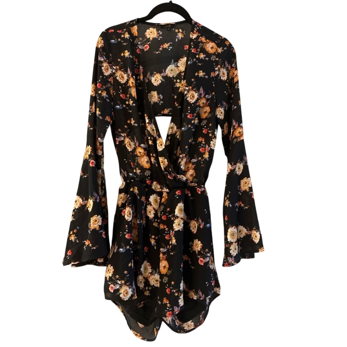 Ontwelfth black floral open back romper size medium