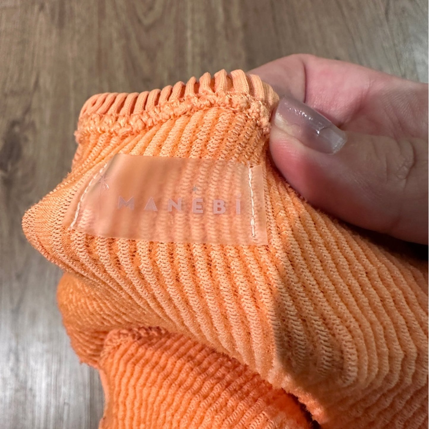 Menebi orange swimsuit bottoms size small