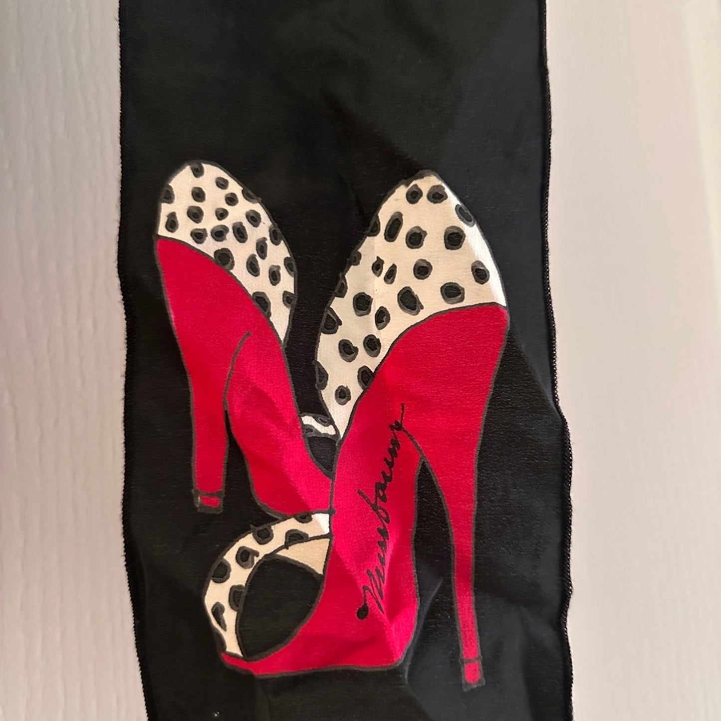 Stylish Black and Red Scarf with High Heel Design
