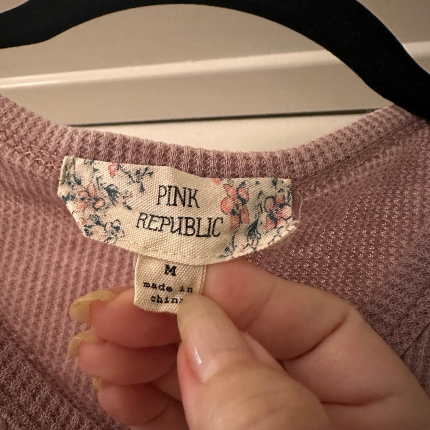 Pink Republic ribbed knit mauve long sleeve tee shirt size medium