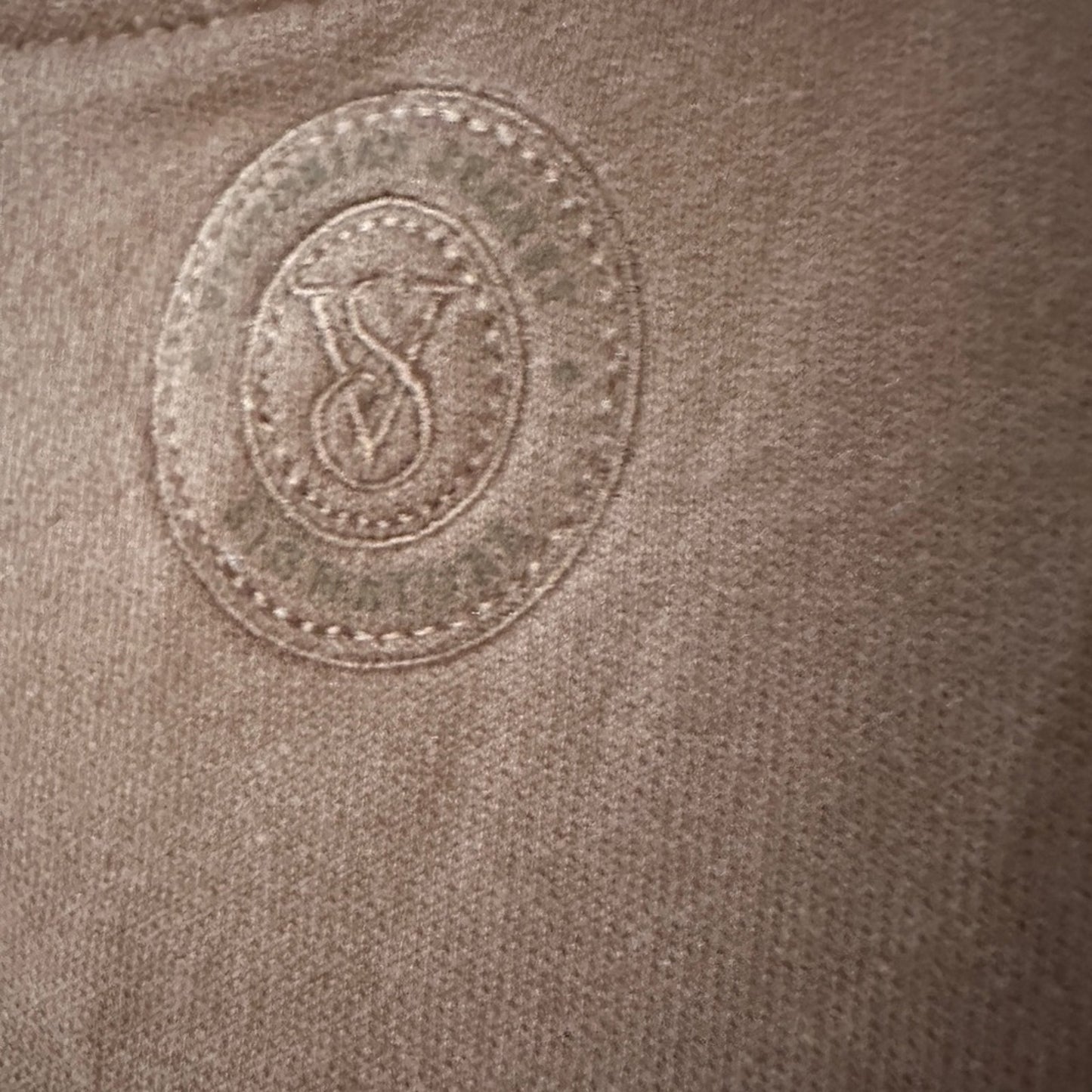 🍷Victoria’s Secret mauve fleece henley size large