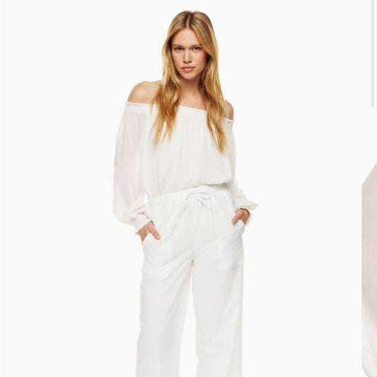 🐈⬛Little moon the sienna off the shoulder blouse size 2xs