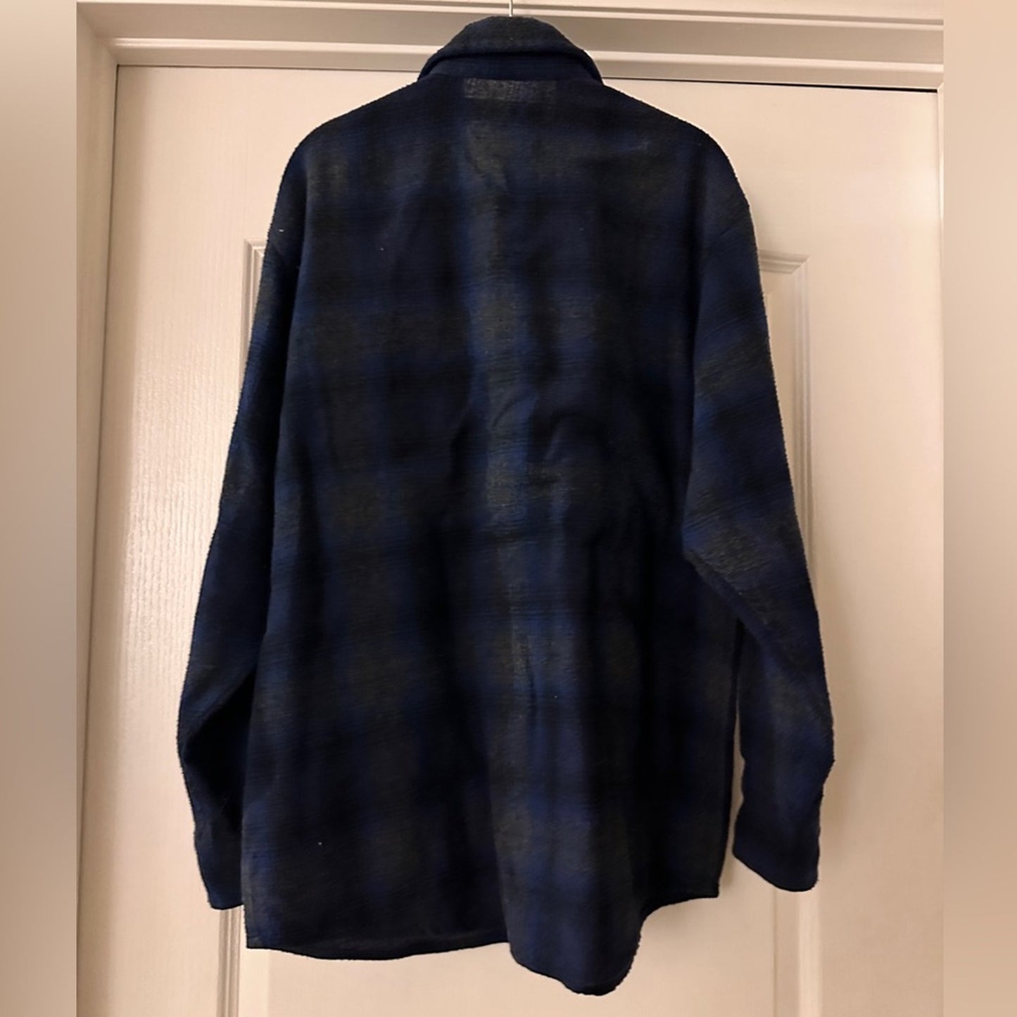 Claybrooke Outdoors blue and grey plaid flannel, wool blend , size medium