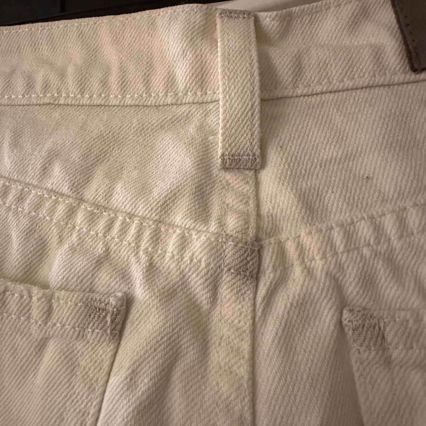 Carmar white distressed denim shorts size 27