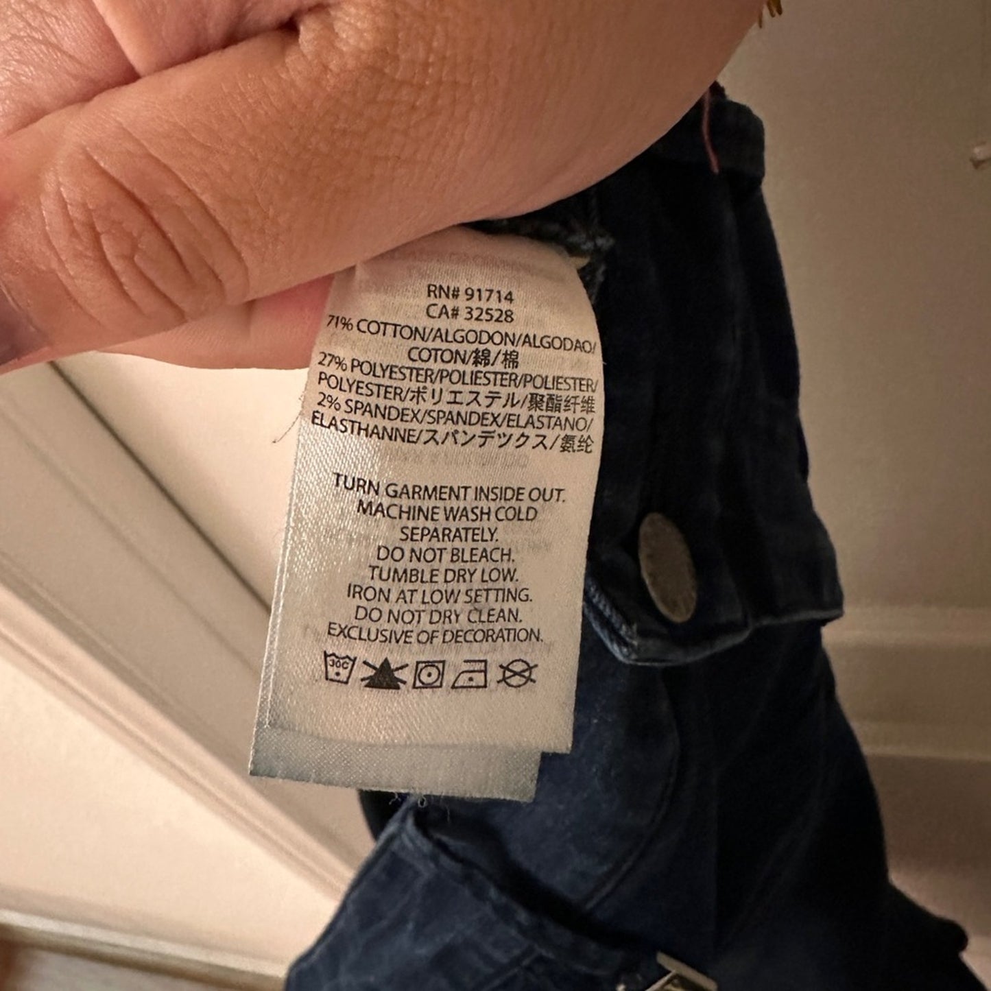 Armani exchange dark wash skinny jeans size 4