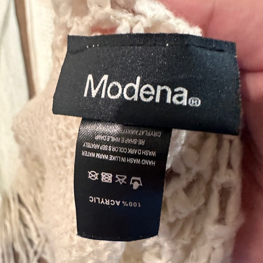 Cream scarf and beanie set