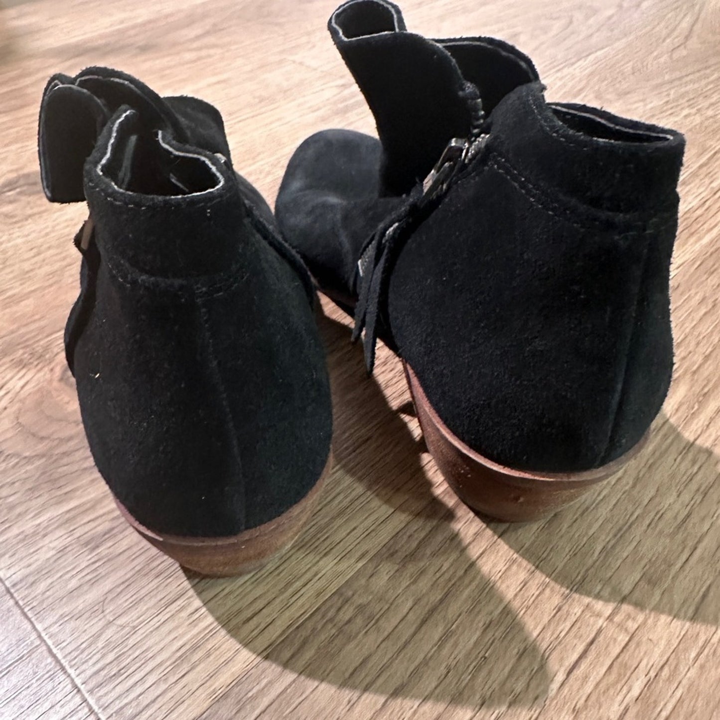 Sam Edelman black suede booties size 8.5
