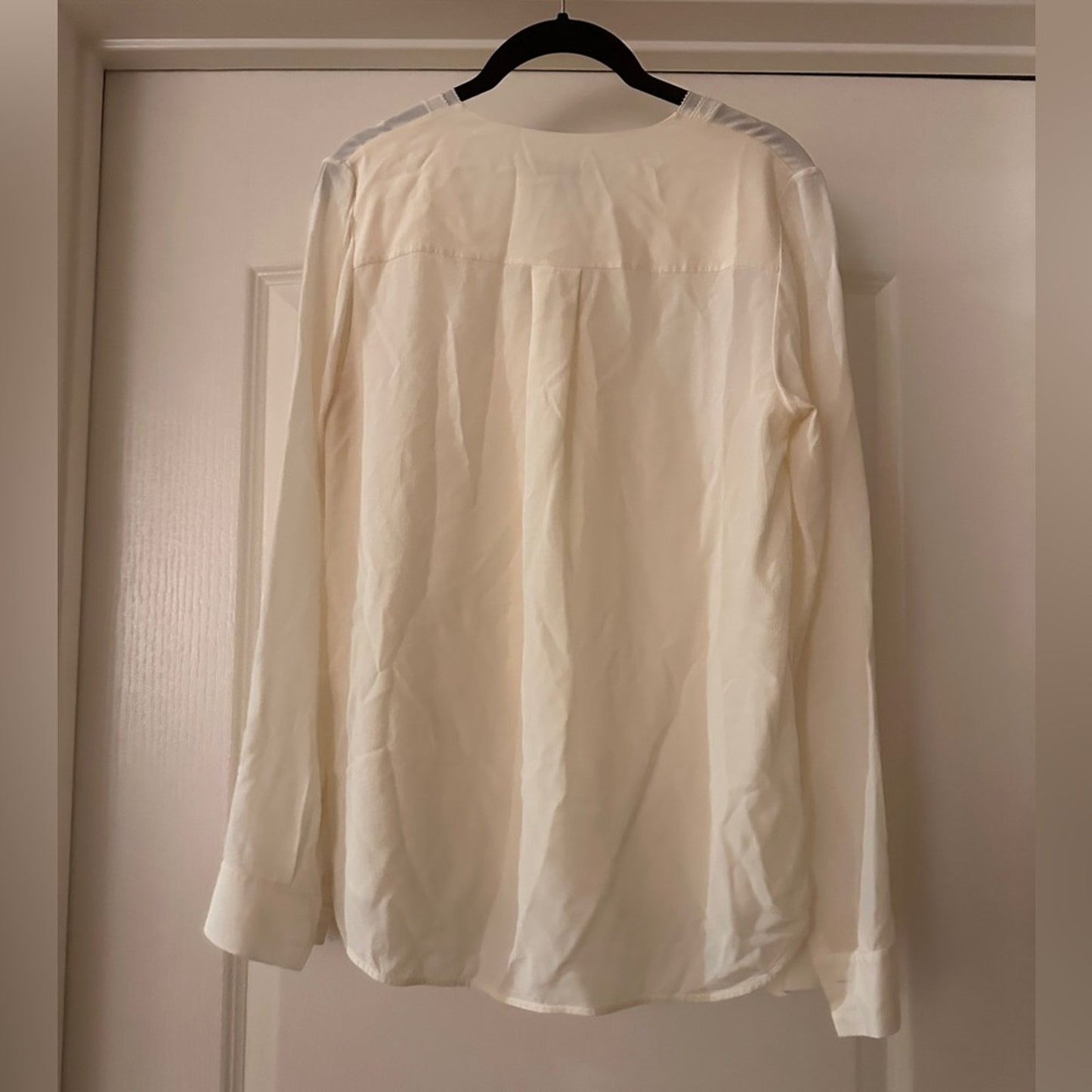 Vince 100% silk cream blouse size medium