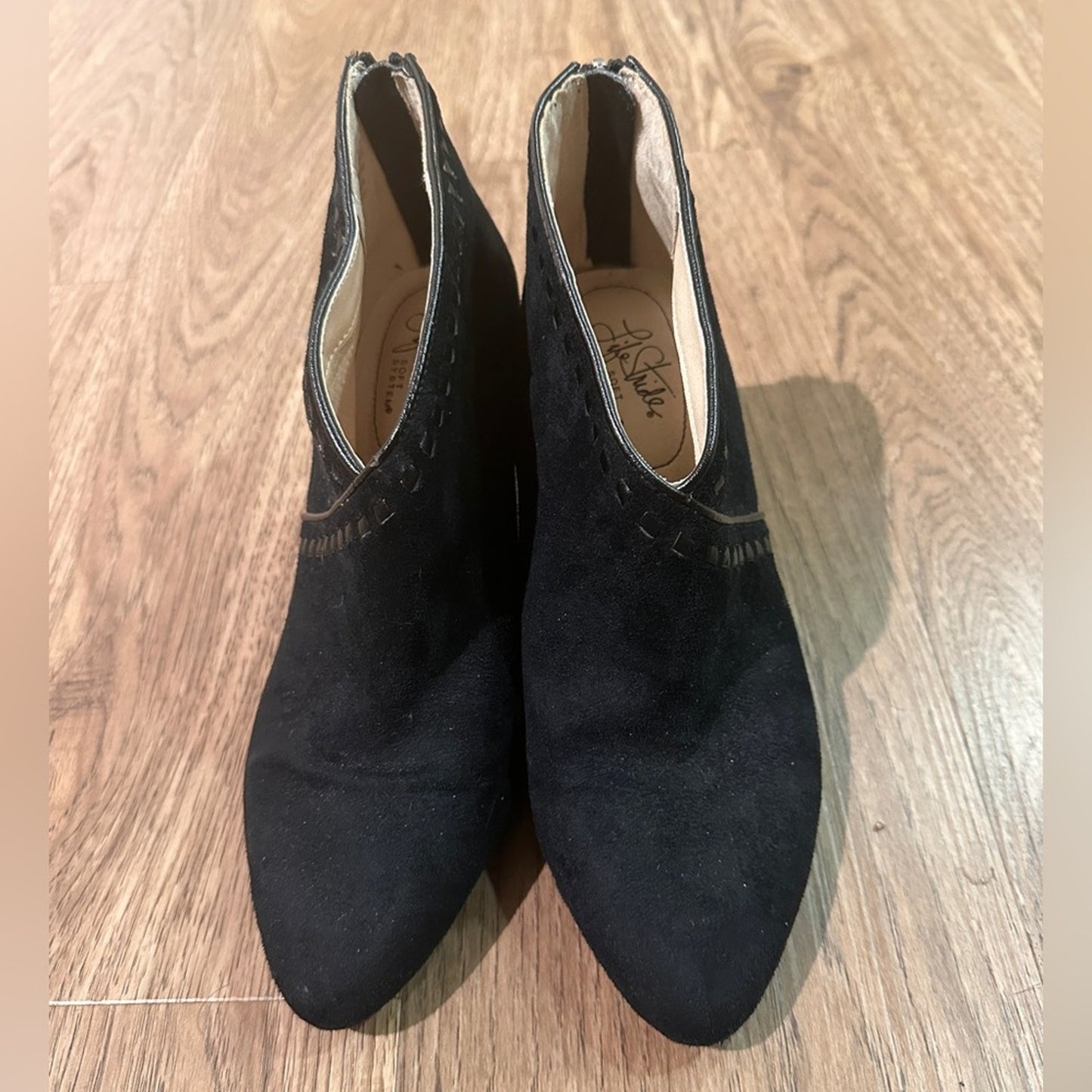 Life stride black leather suede heeled booties size 8.5