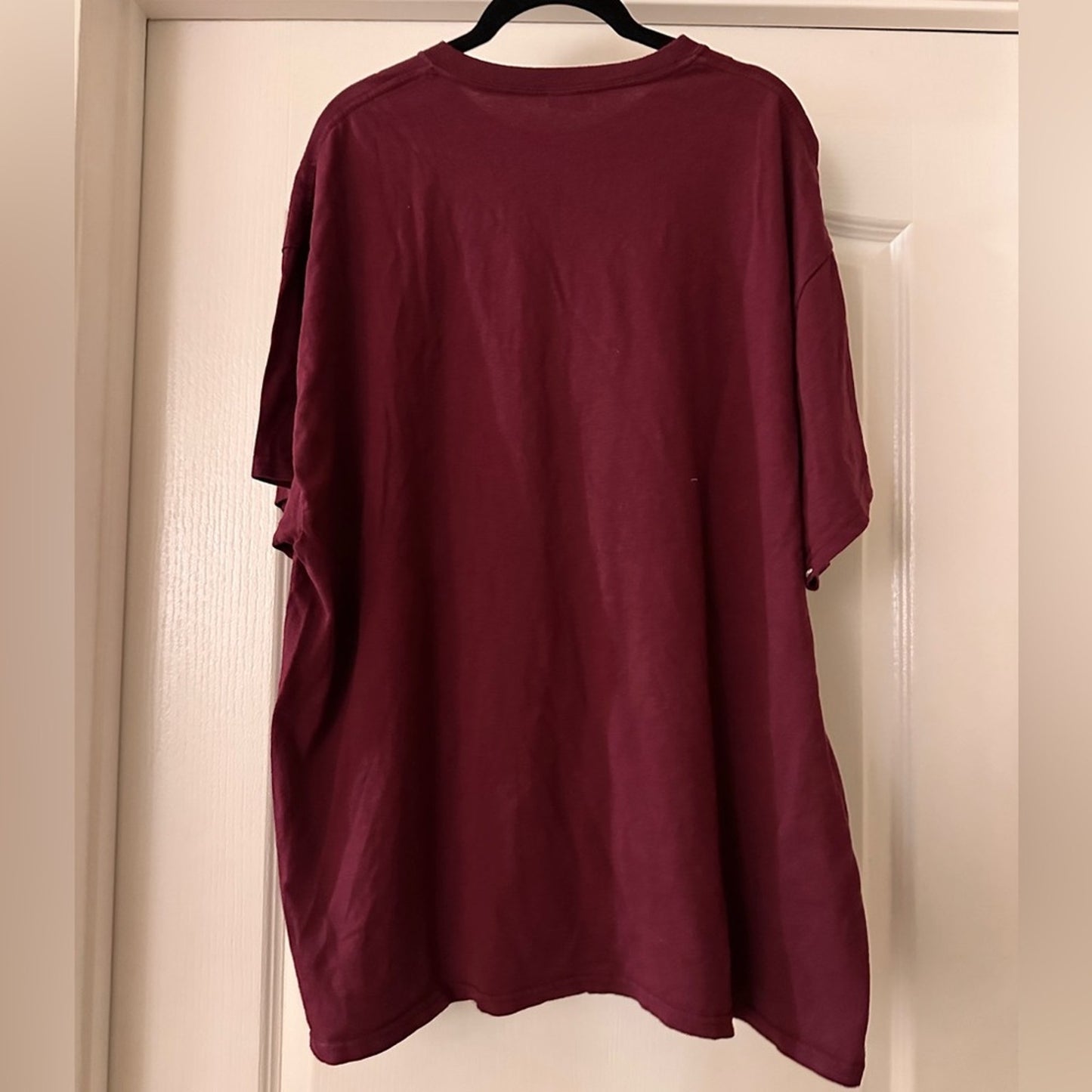 Catalina Wine Mixer Graphic tee size 2XL