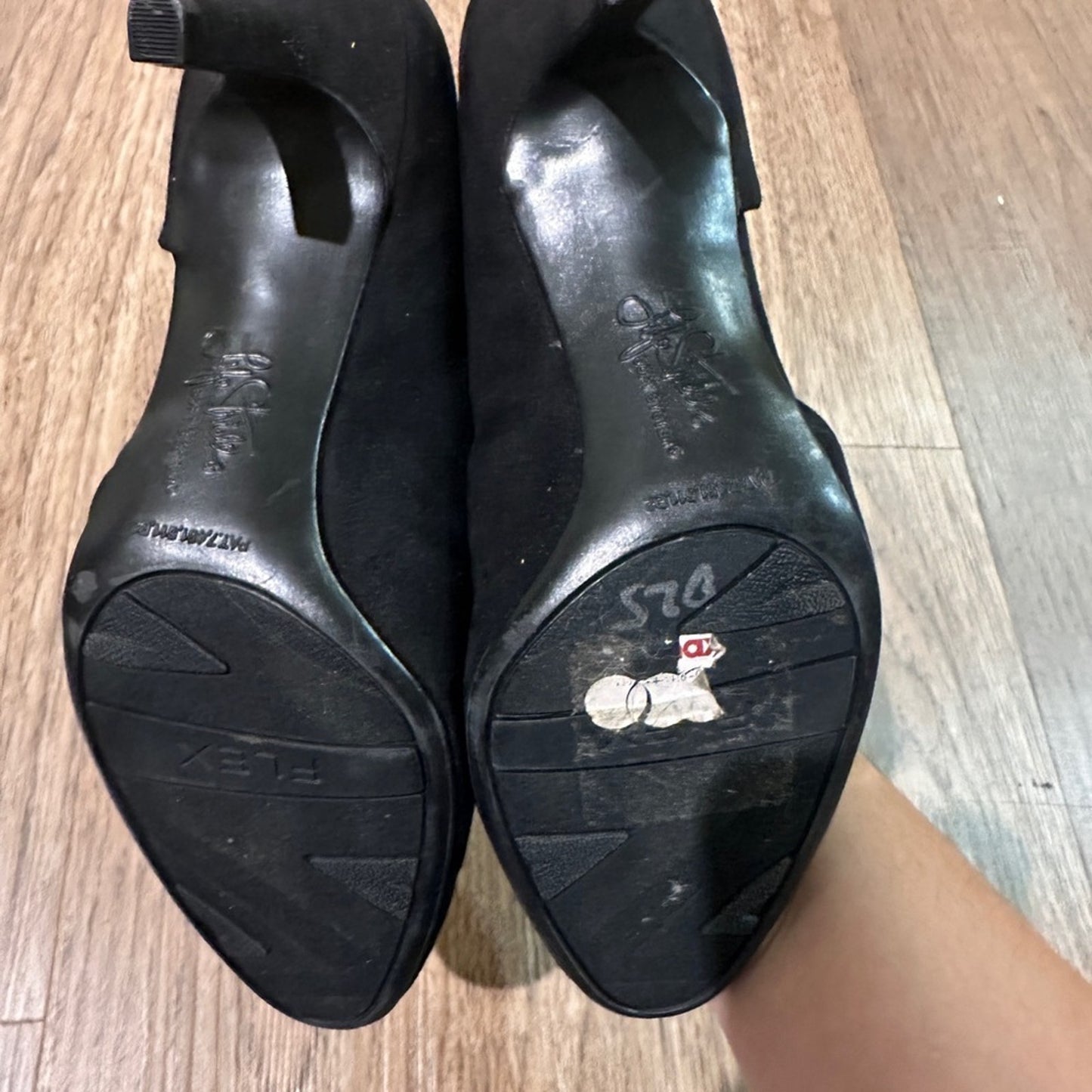 Life stride soft style black comfort heels size 6