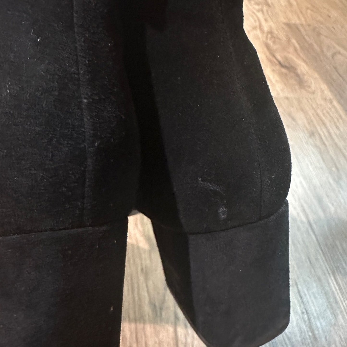 Via Spiga black suede ankle booties size 7
