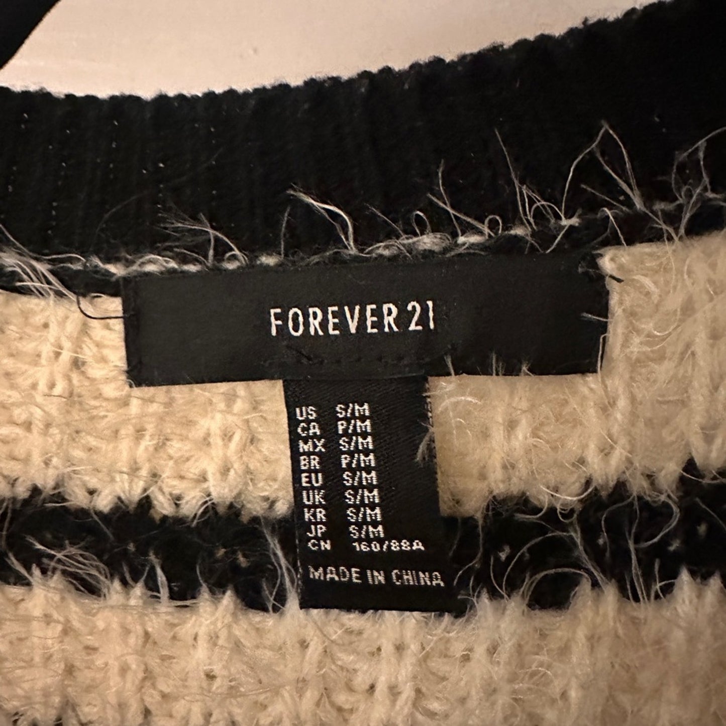 Forever 21 cream and black striped knit long cardigan with pockets size S/M