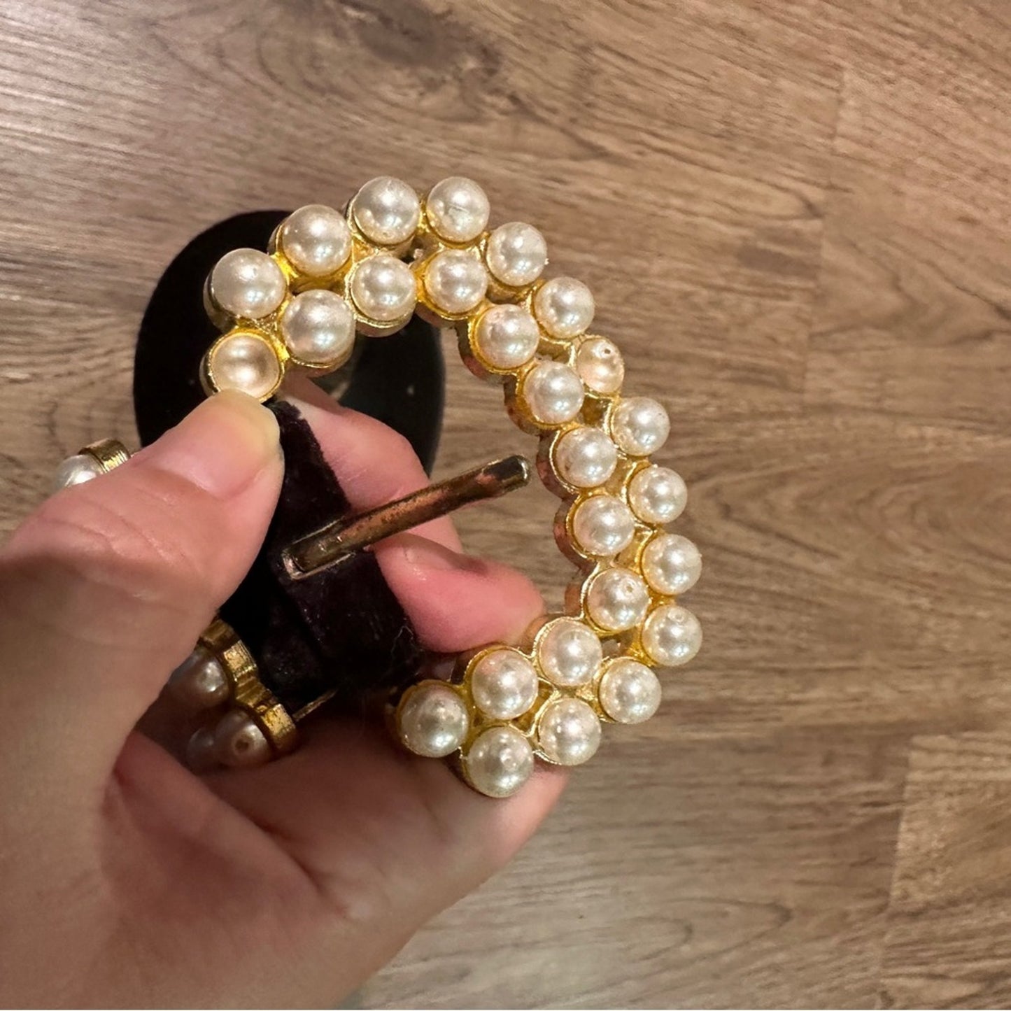 Absolutely fresh vintage velvet and leather bonded belt with pearl buckle medium