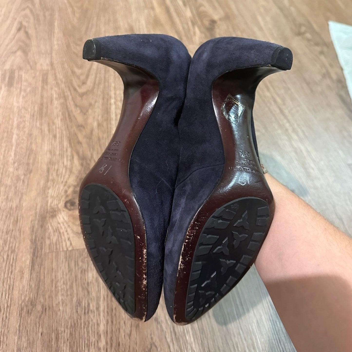 Roberto del Carlo navy blue suede heels size 38.5/ 8.5