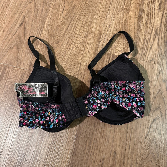 NWT Black and floral lace bra size 36DD