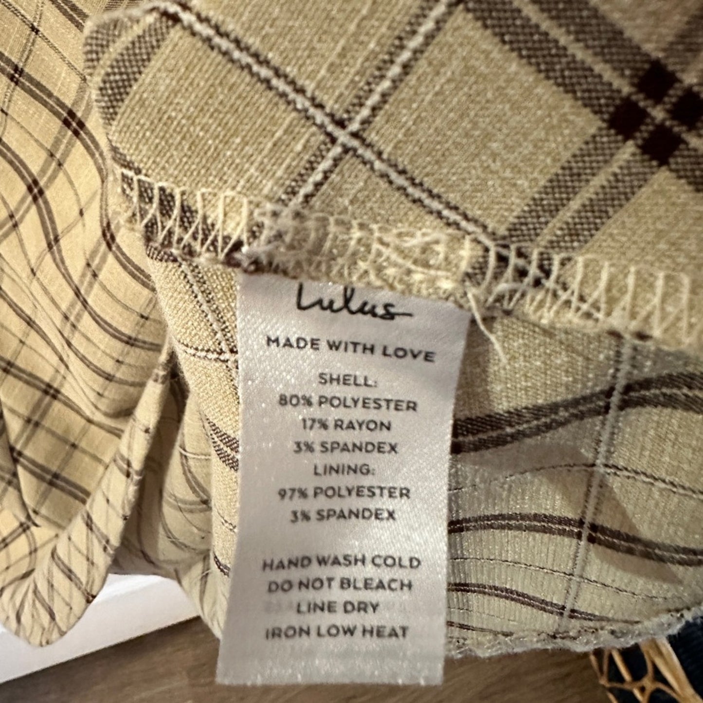 🐈⬛Lulus beige plaid midi dress size small