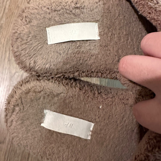 H&M brown fuzzy sherpa sandal slides side 8