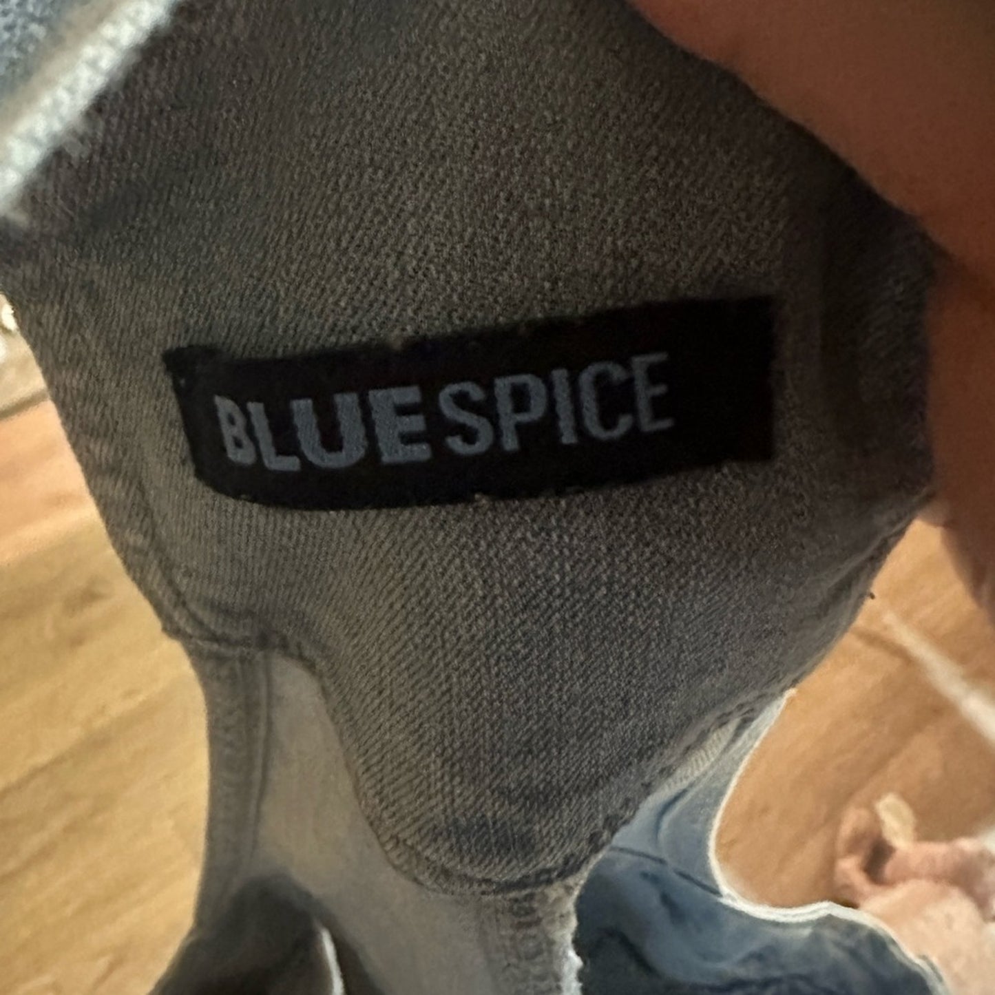 Vintage Blue Spice lightwash denim short overalls