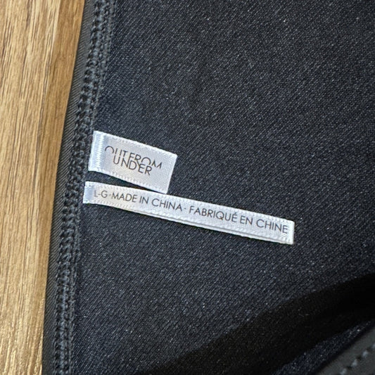 🍷Out from under by urban outfitters black bikini top size large