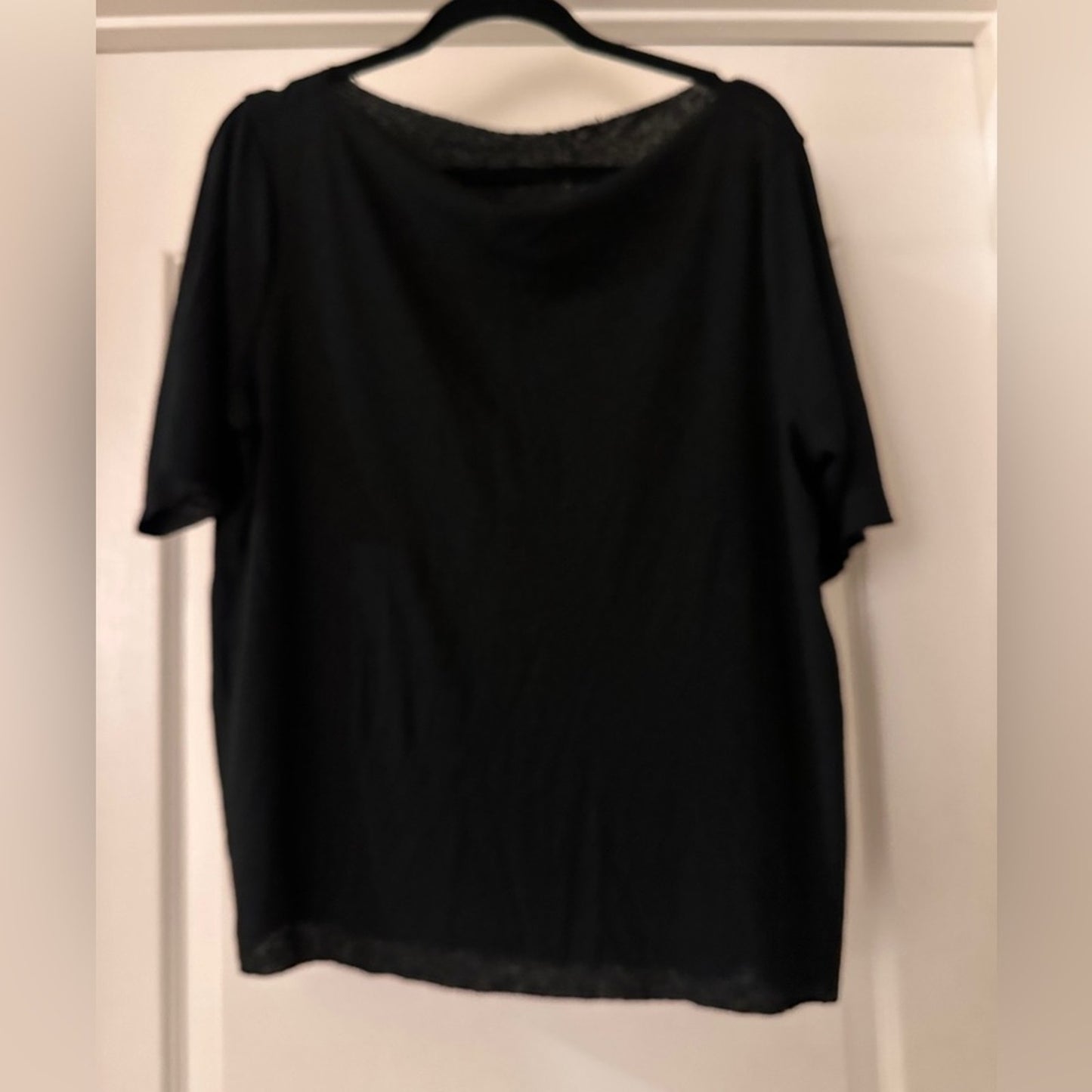 🍷H&M black chiffon blouse size XL