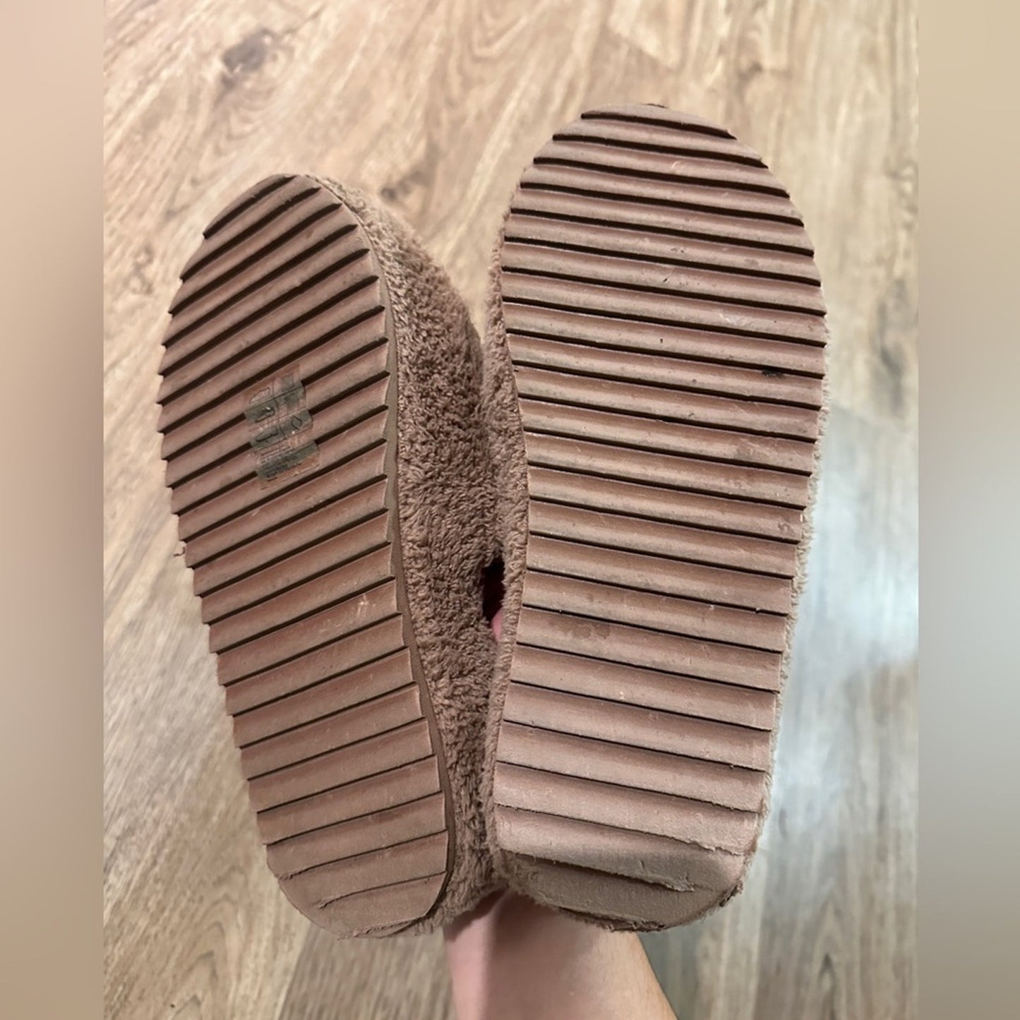 H&M brown fuzzy sherpa sandal slides side 8