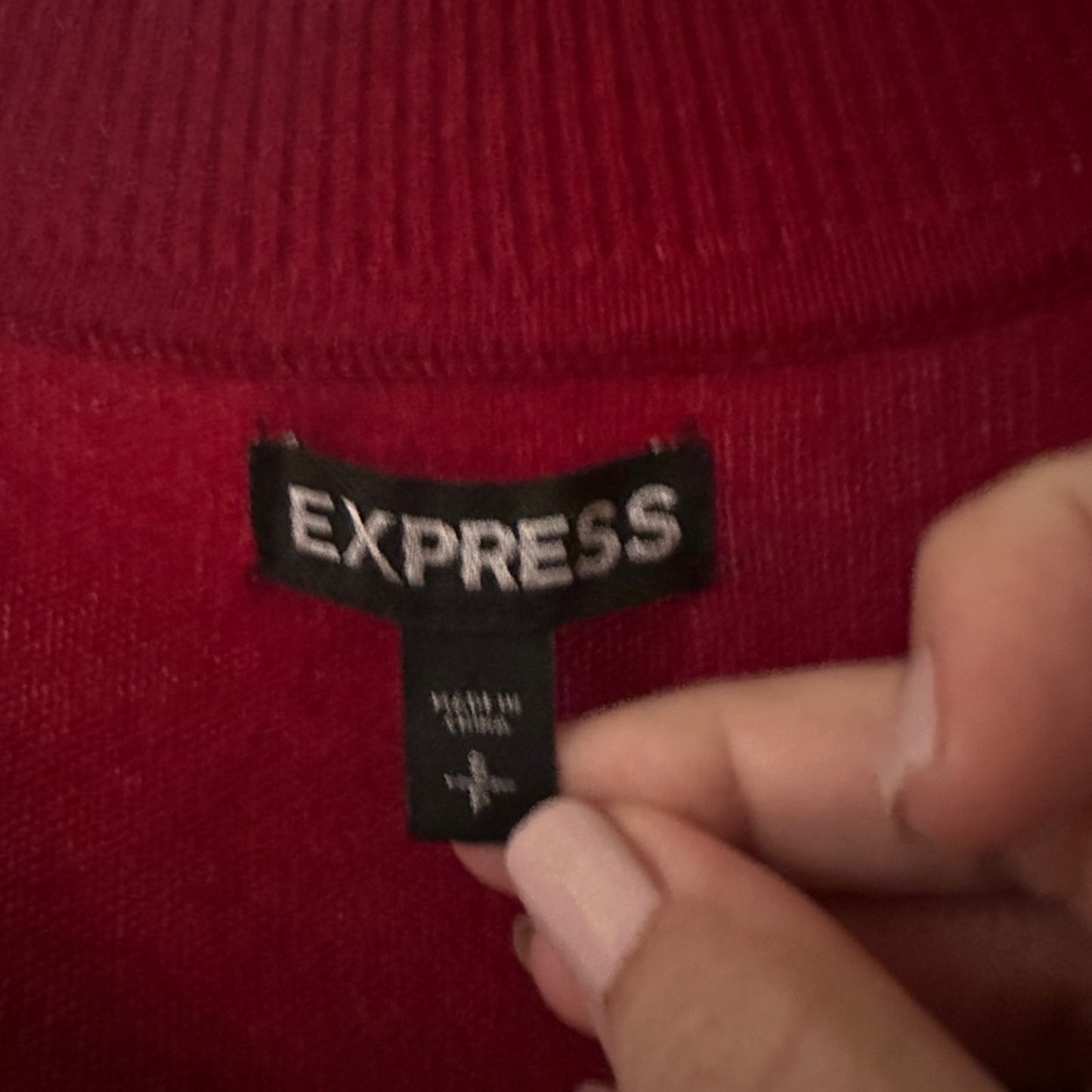 🍷Express 100% cashmere 3/4 length sweater size small