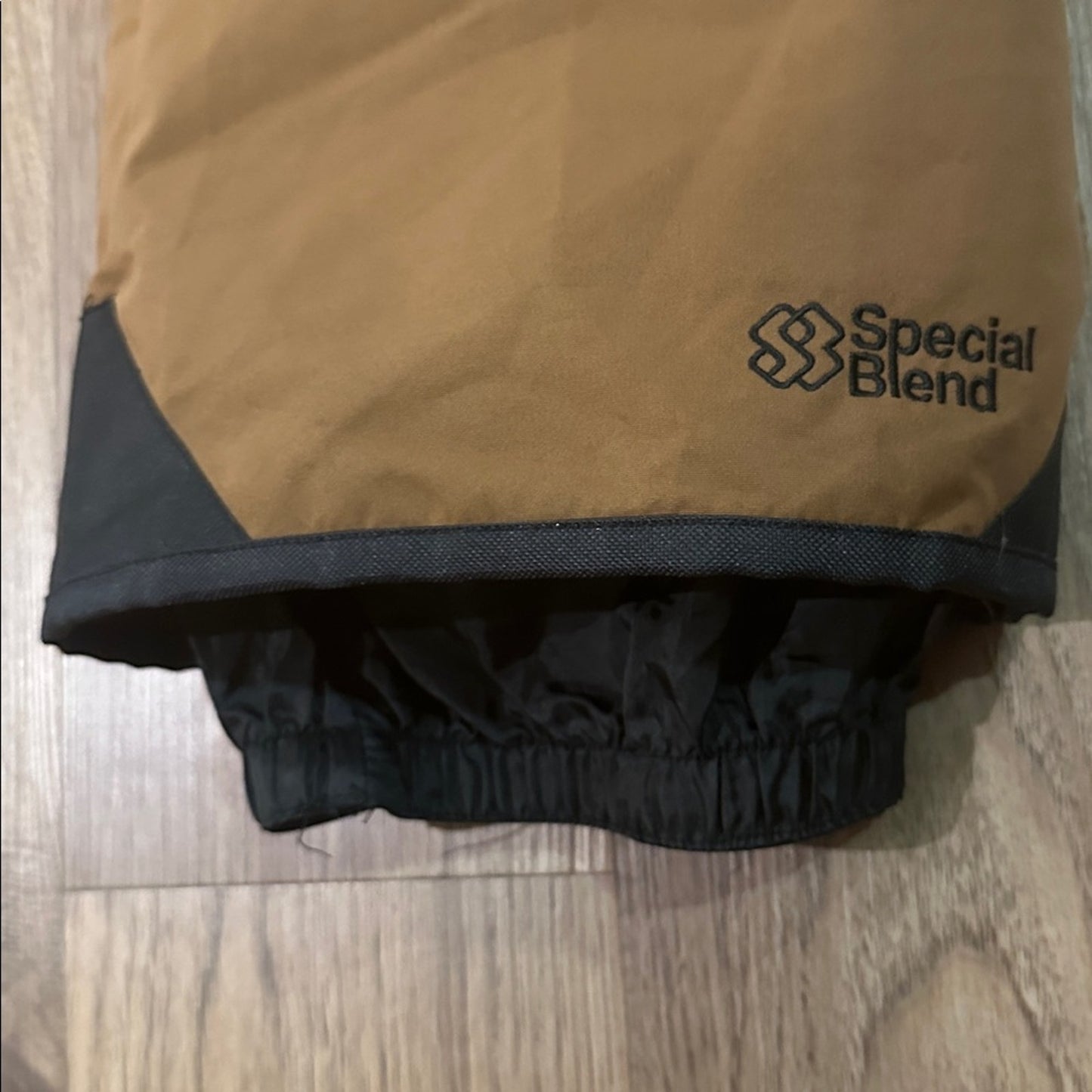 Special blend brown ski/snow pants size 2XL