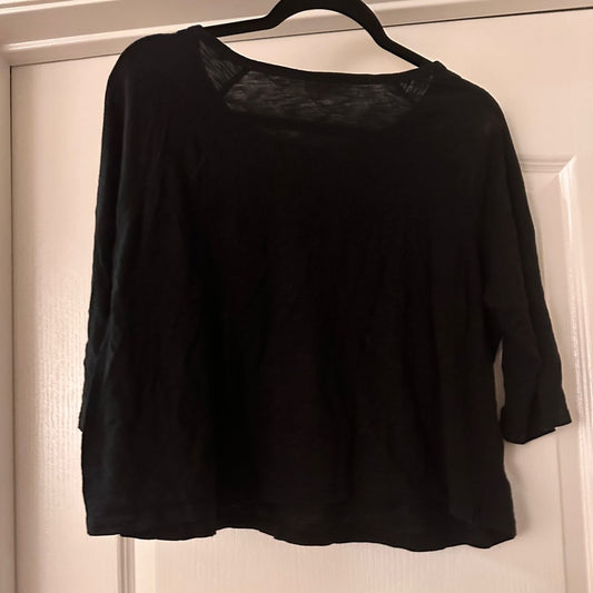 🍷Nanette Lepore black tee with stat graphic size medium