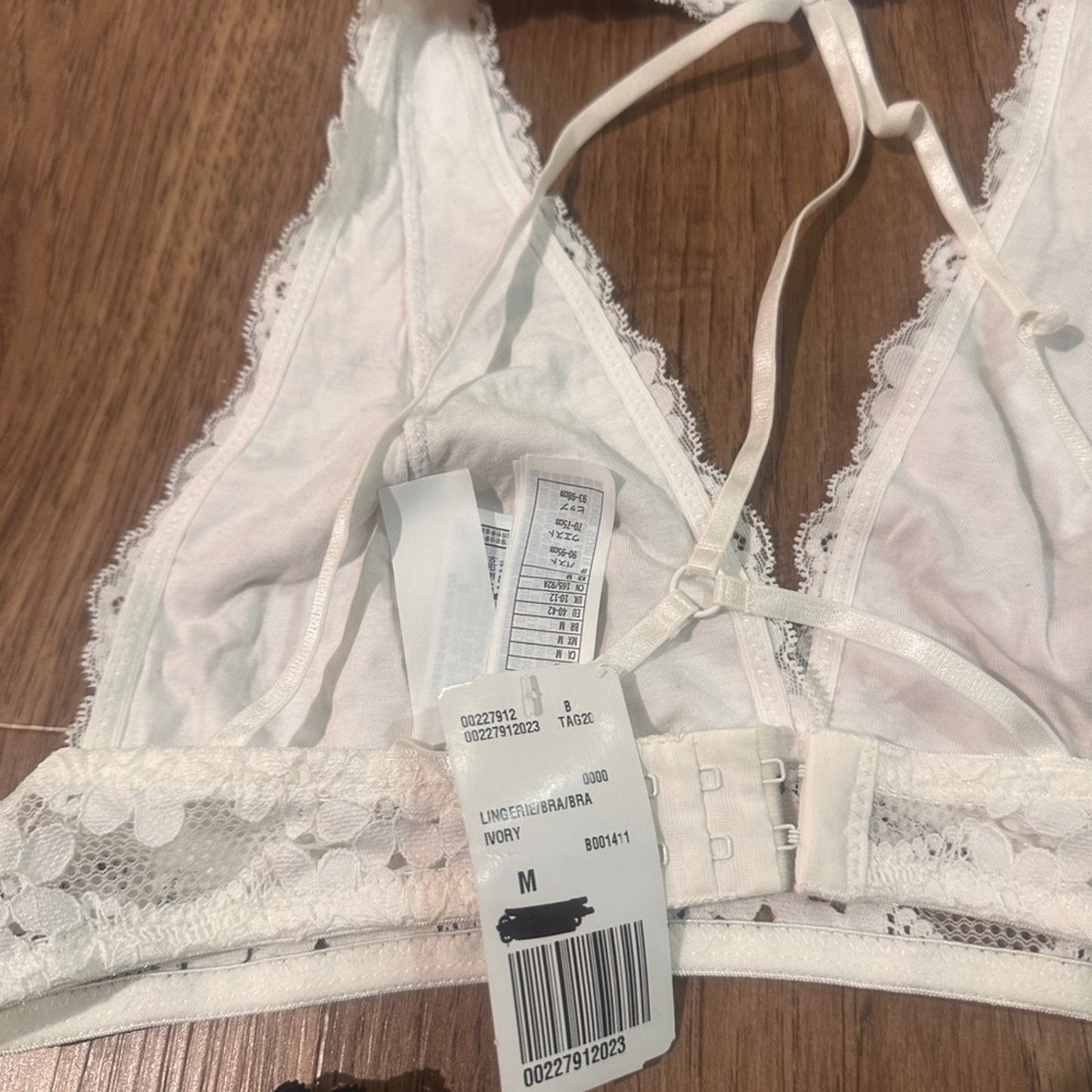 NWT set of 3 forever 21 bralettes M/L