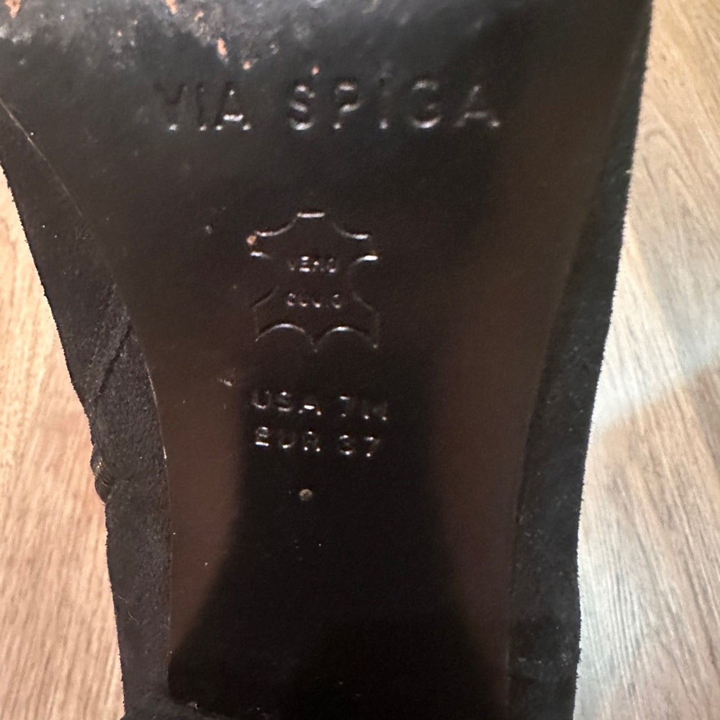 Via Spiga black suede ankle booties size 7