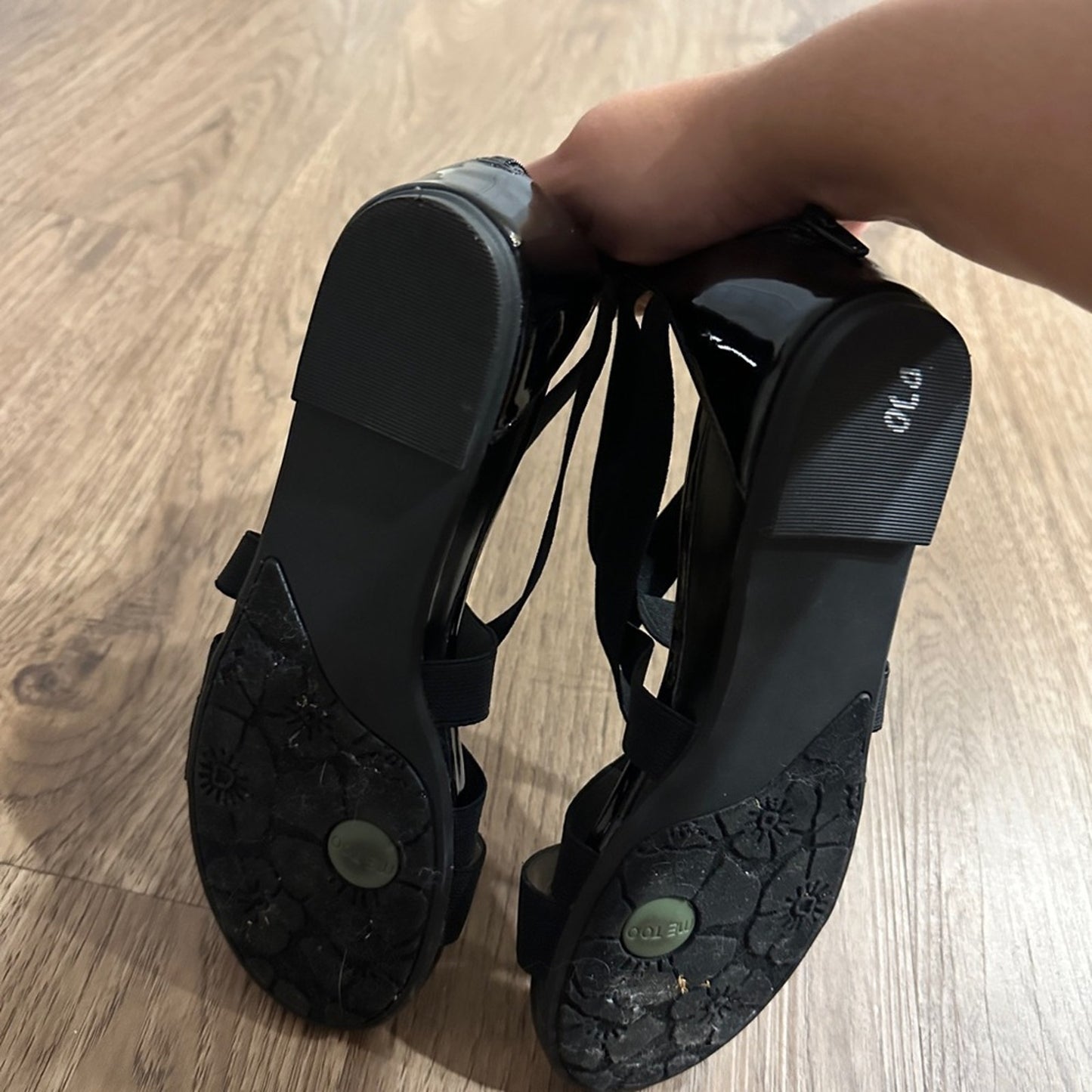 🍷Me Too black strapy sandals size 7
