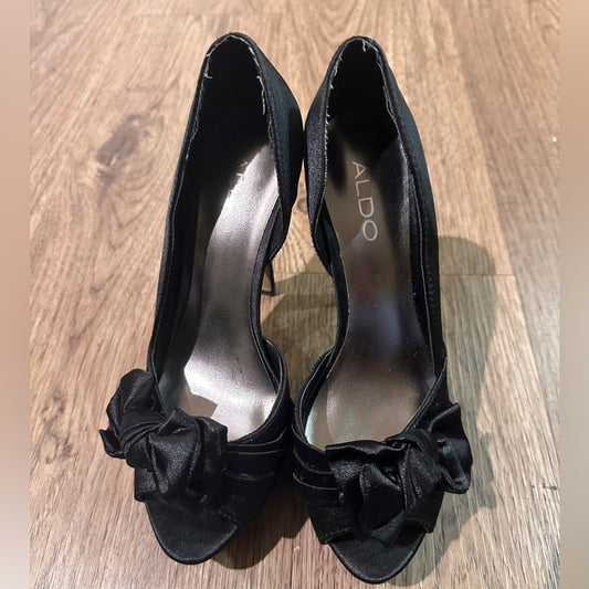 Aldo black platform satin opens toe heels with bow detail size 37/7