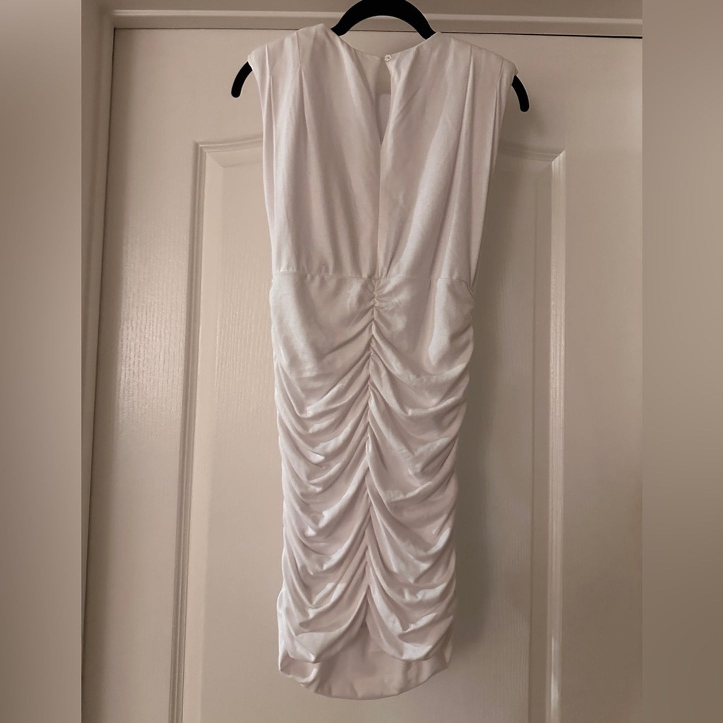 Forever 21 white Bodycon dress size medium