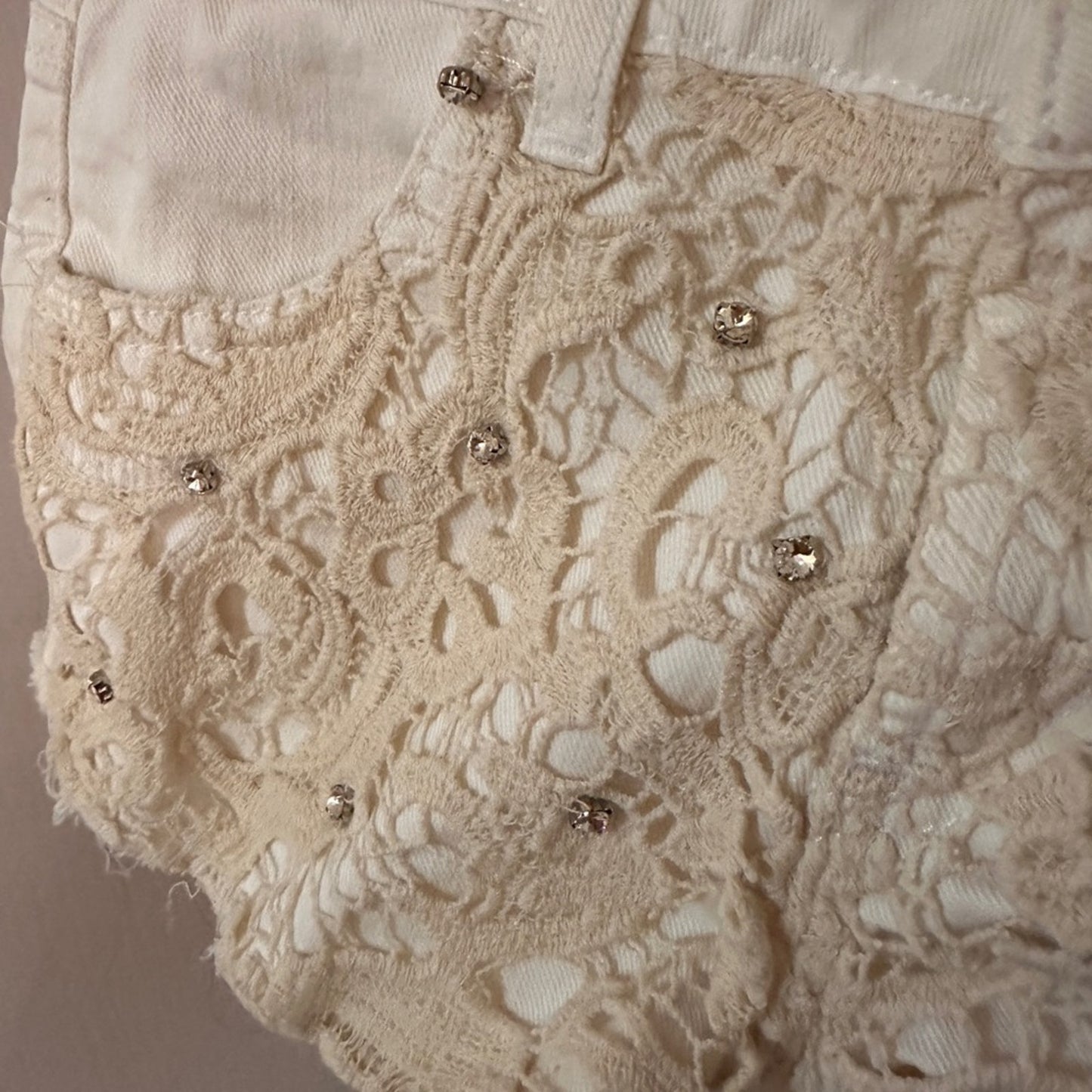 Guess crochet overlay denim shorts size 24