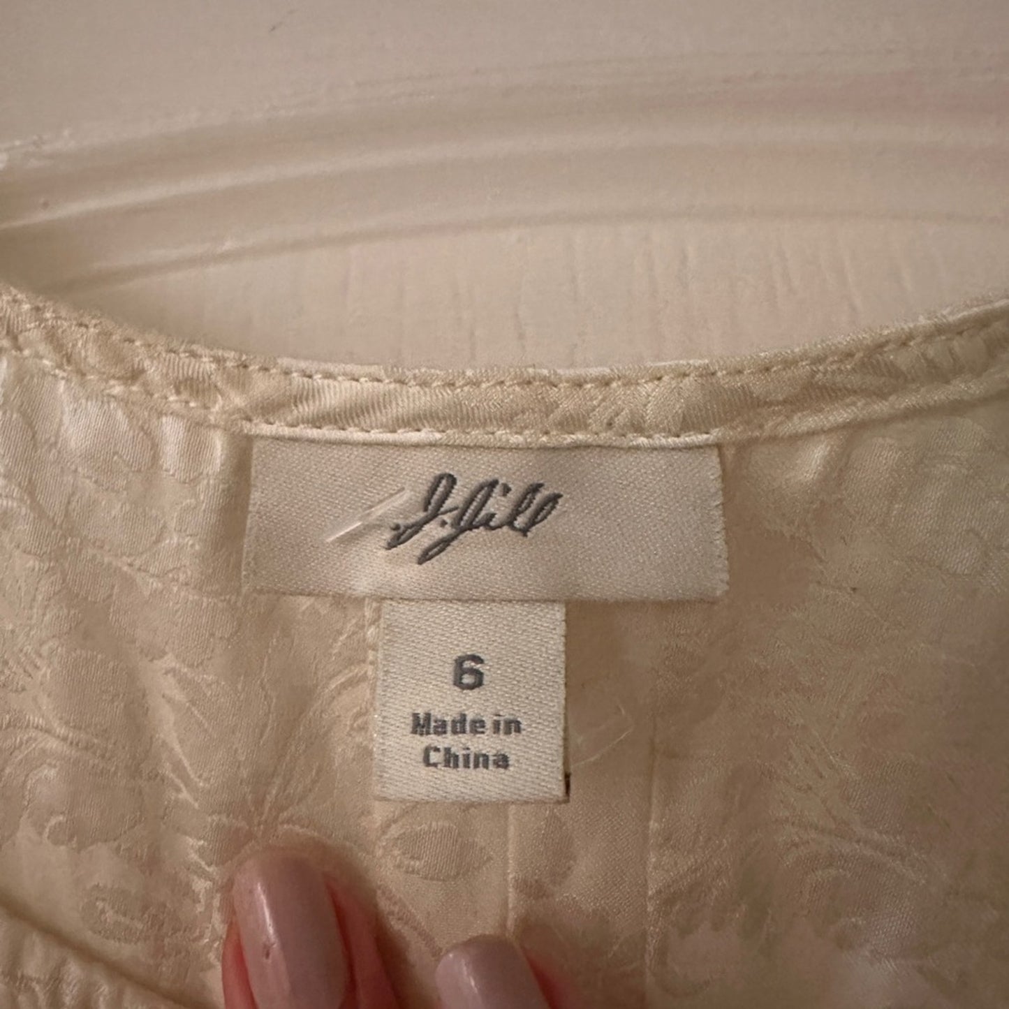 J.Jill cream jacquard button down lace blouse size 6