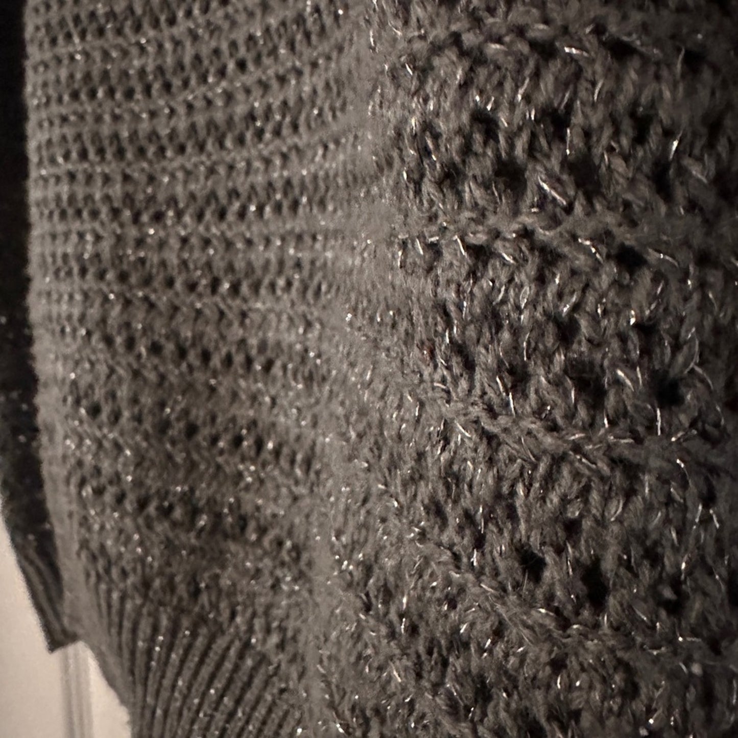 New York & Company grey metallic knit sweater size XL