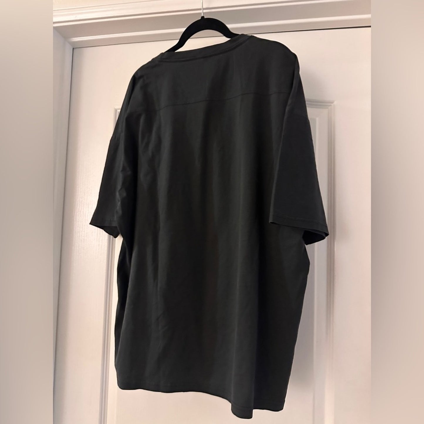 Liftliger graphic tee size XL