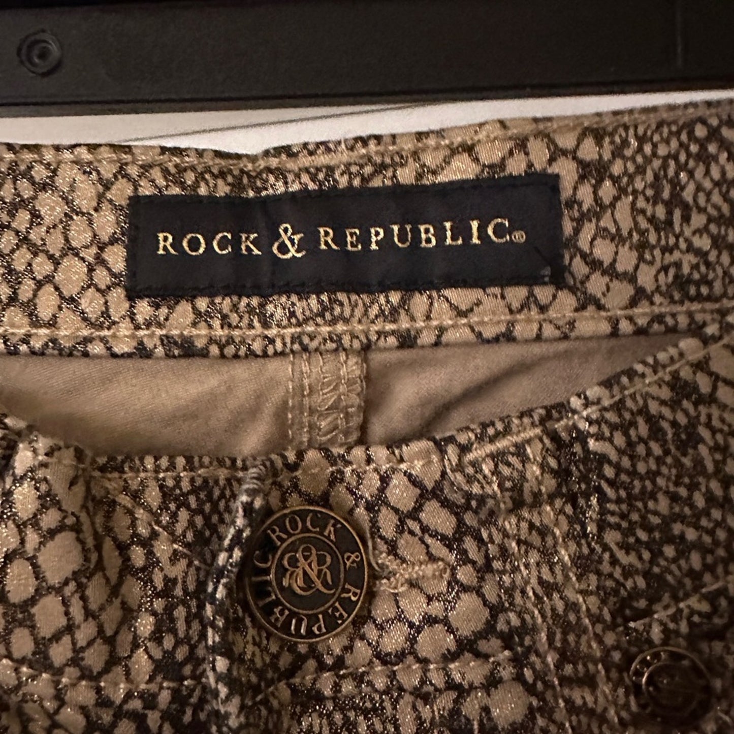 Rock & Republic snake print skinny jeans size 8