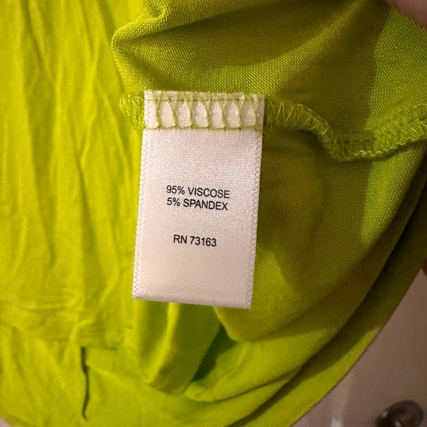 🍷Cable & Gauge bright green criss cross back tee shirt size XL
