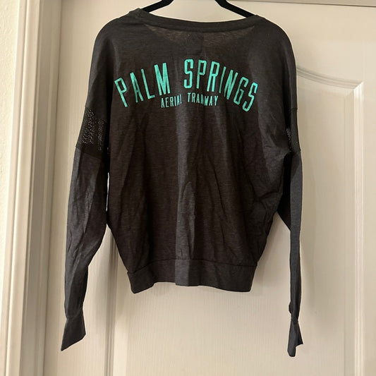 🍷LAGACI grey cropped long sleeve shirt size large