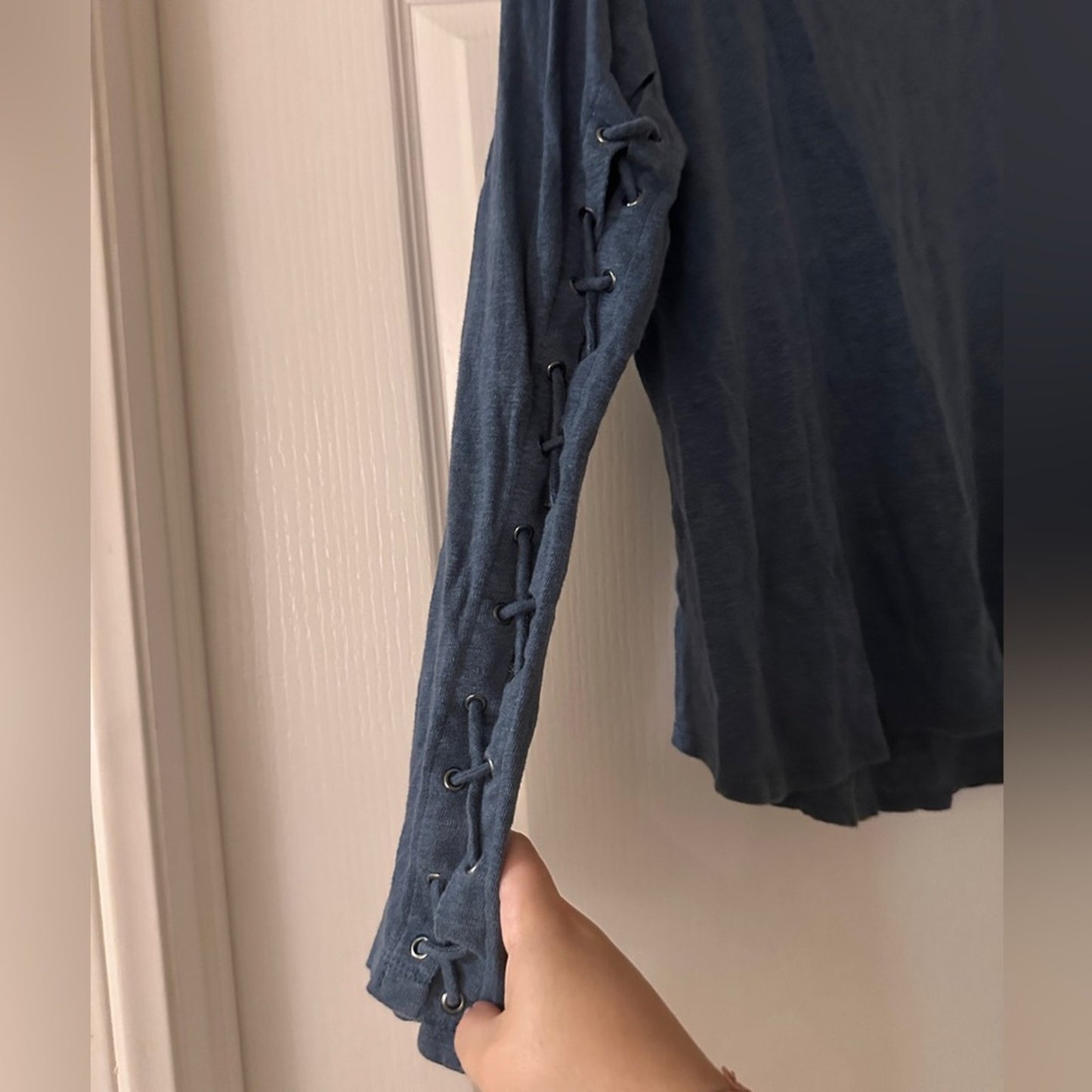 A.B.S. My Allen Schwartz 100% linen long sleeve top