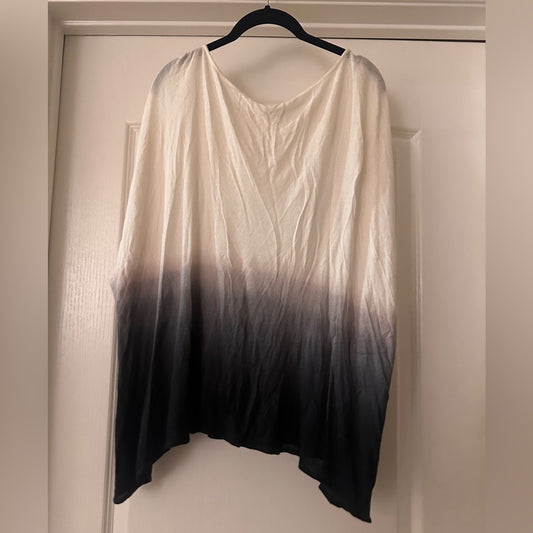 Fluxus white and navy ombré lightweight blue one size