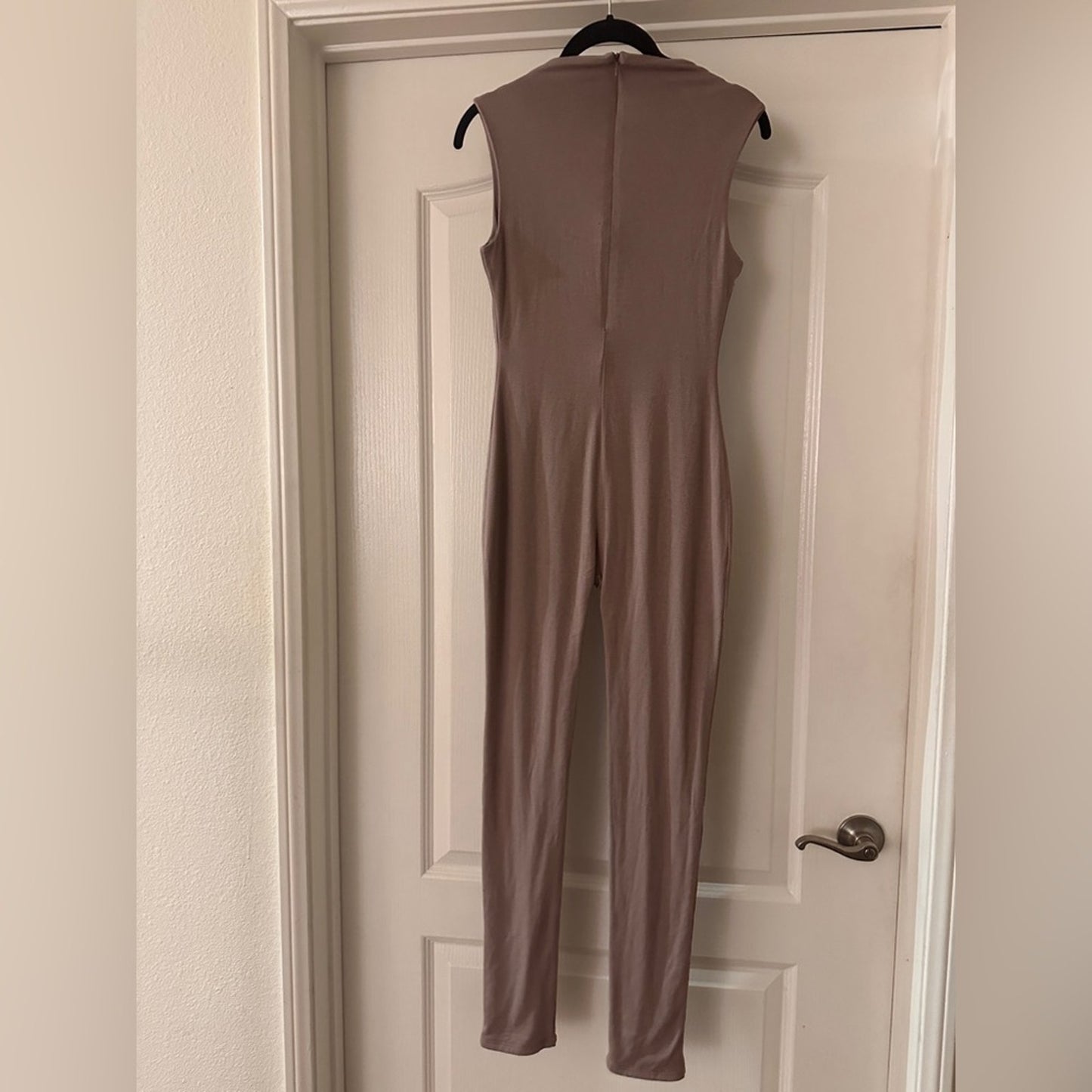 🐈⬛Naked wardrobe sleeveless brown jumpsuit size large