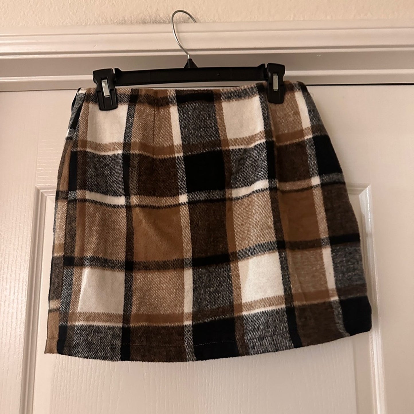 NWT neutral colors paid print wool blend mini skirt size small