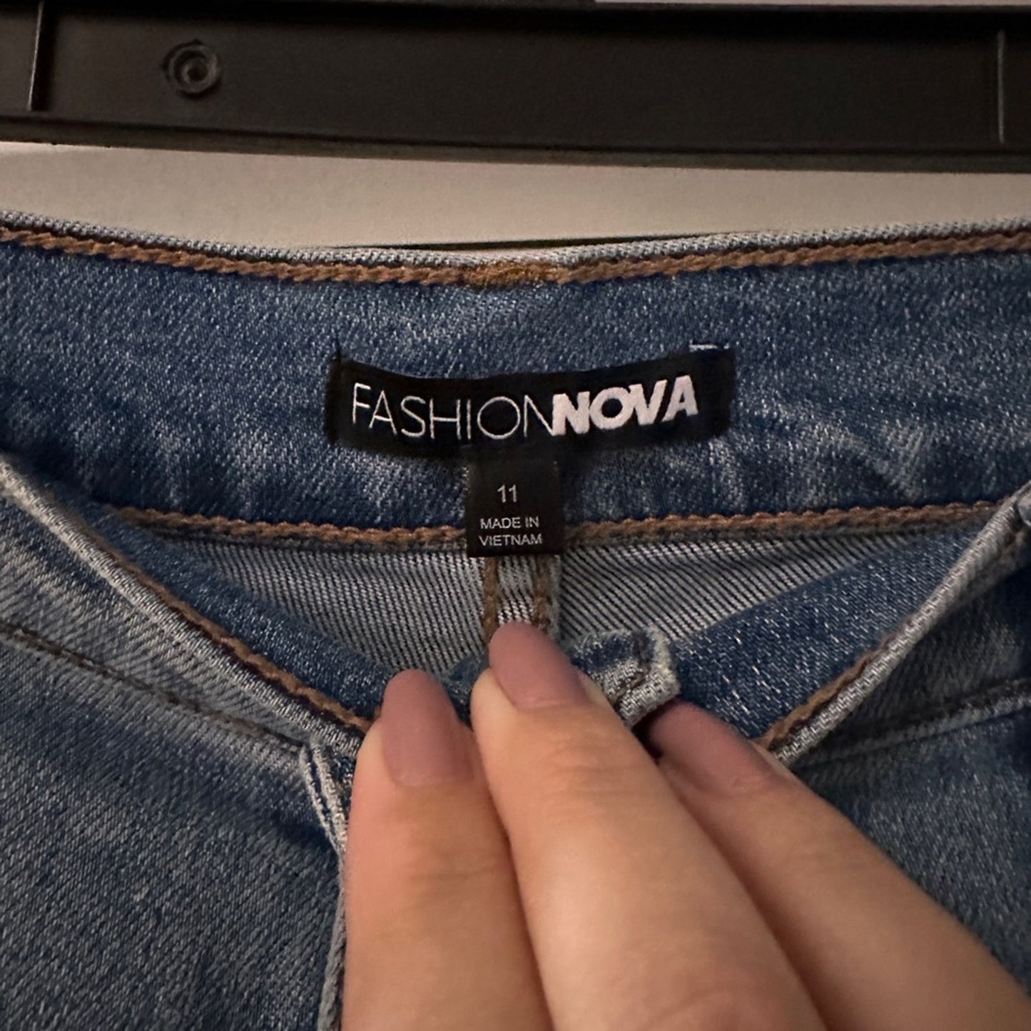 Fashion Nova straight leg jeans size 11